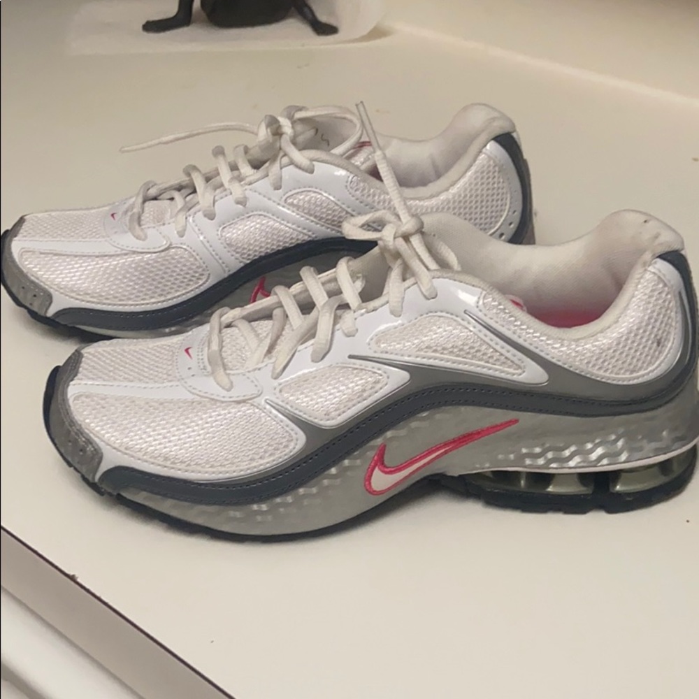 Nike Reax Run 5